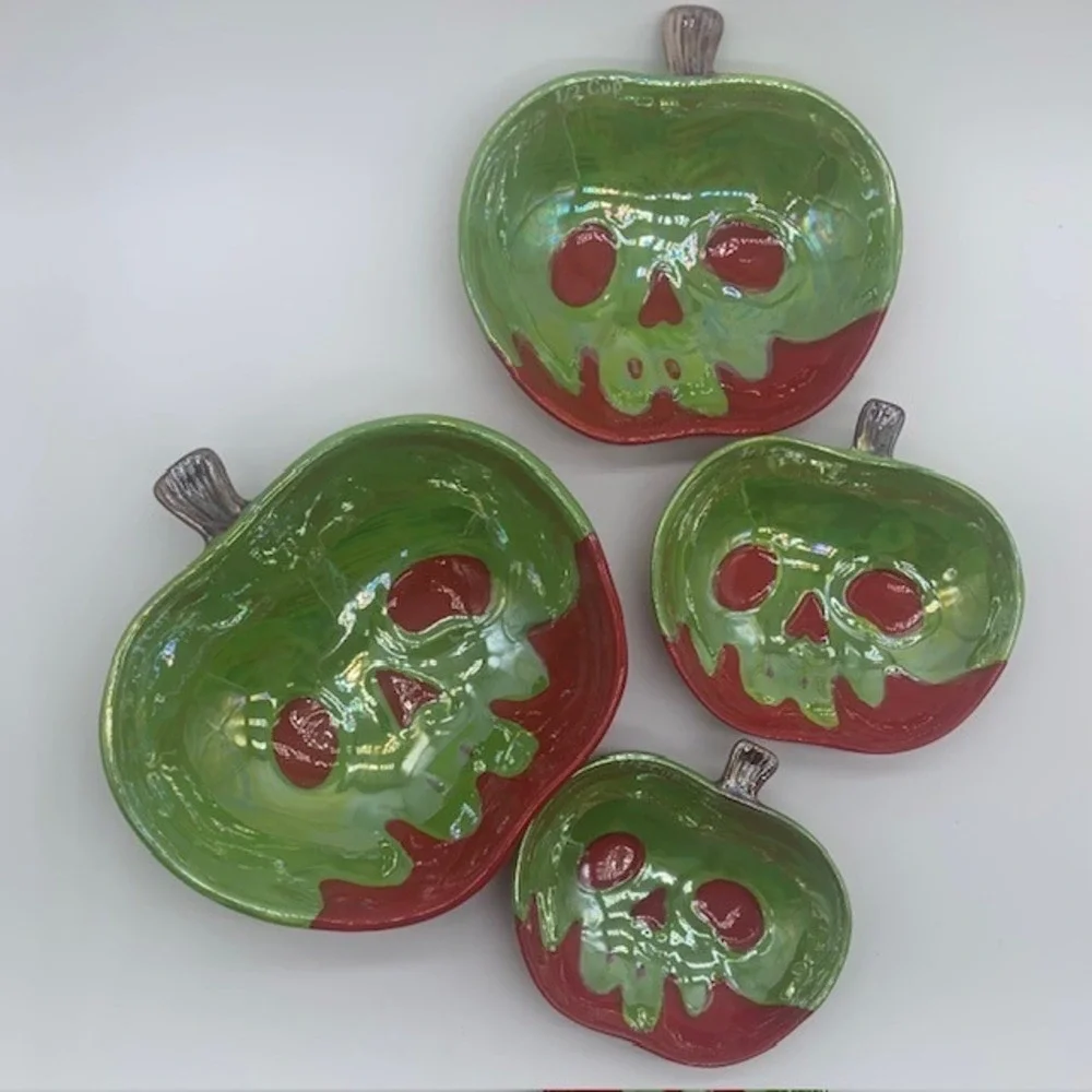 Disney Villains Poison Apple Measuring Cups Set 4 Snow White Halloween Ceramic